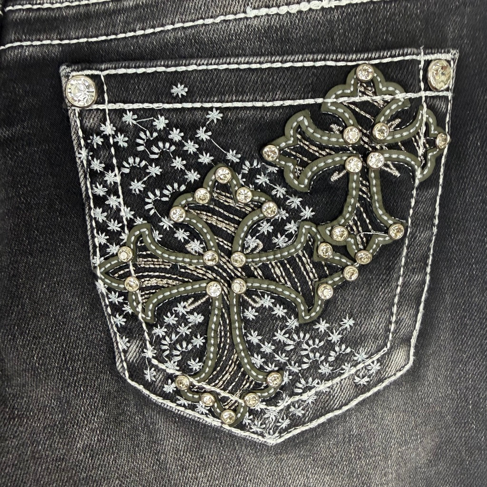 Fire & Rain Y2K Coquette Bootcut Jeans Size 9 Black Rhinestone Cross Pockets NWT - Picture 7 of 14